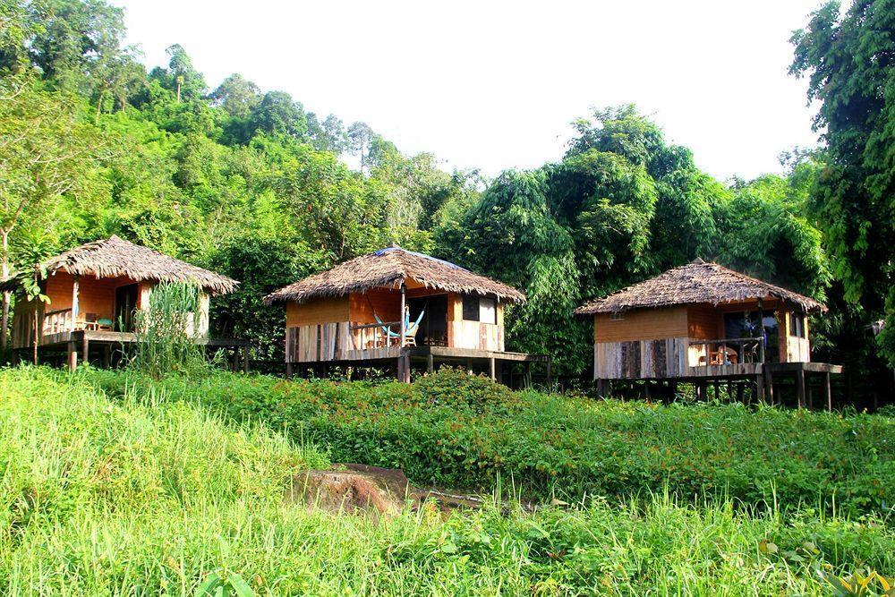 Rainbow Lodge Tatai Bagian luar foto