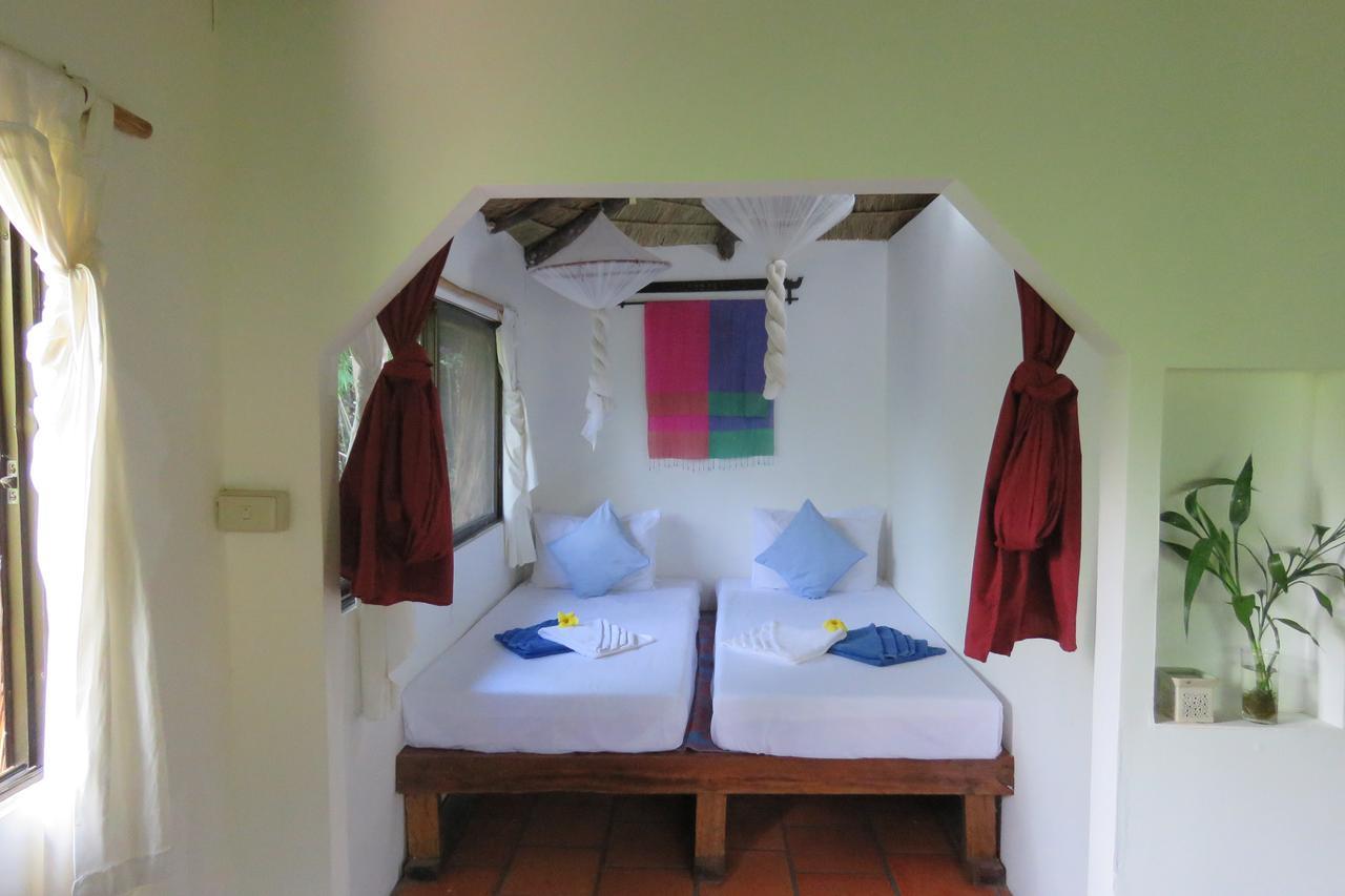 Rainbow Lodge Tatai Bagian luar foto